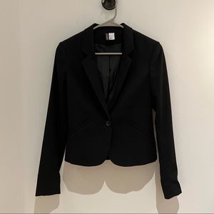Black fitted blazer - H&M size 4